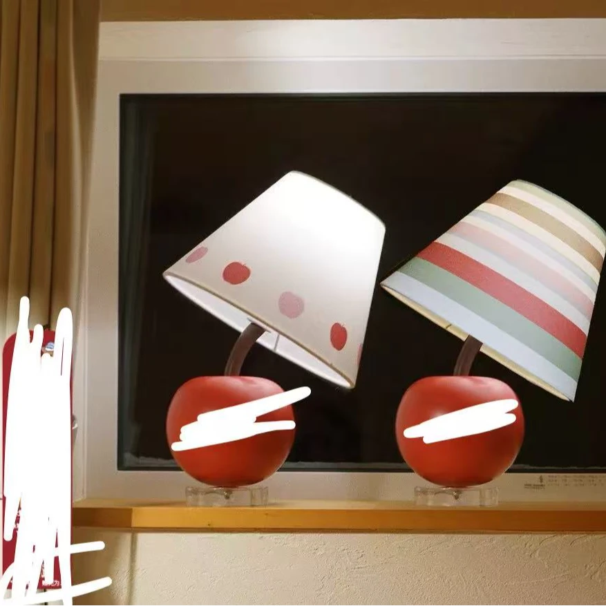 T《歪歪头苹果》可爱台灯客厅卧室床头玄关灯氛围小夜灯
