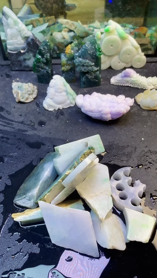 翡翠挂件未镶嵌015