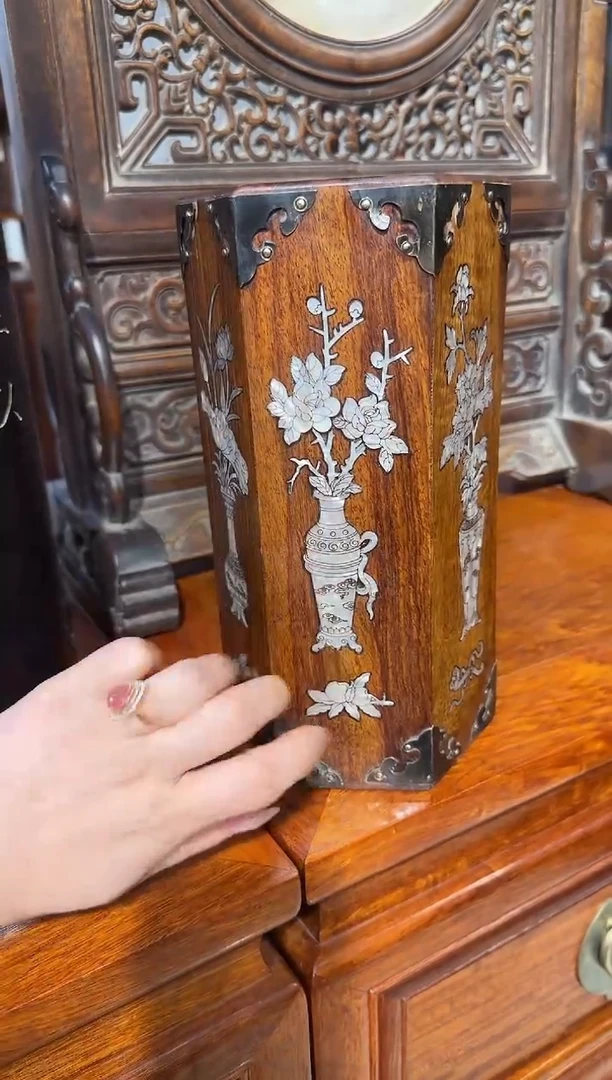 【闪购商品】木木艺花瓶高黄笔筒188.8888