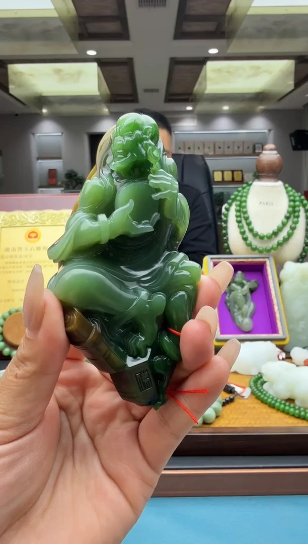 未镶嵌和田玉把件eb