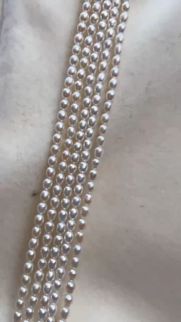 【闪购商品】淡水珍珠颈饰合金钛钢扣头珍珠项链