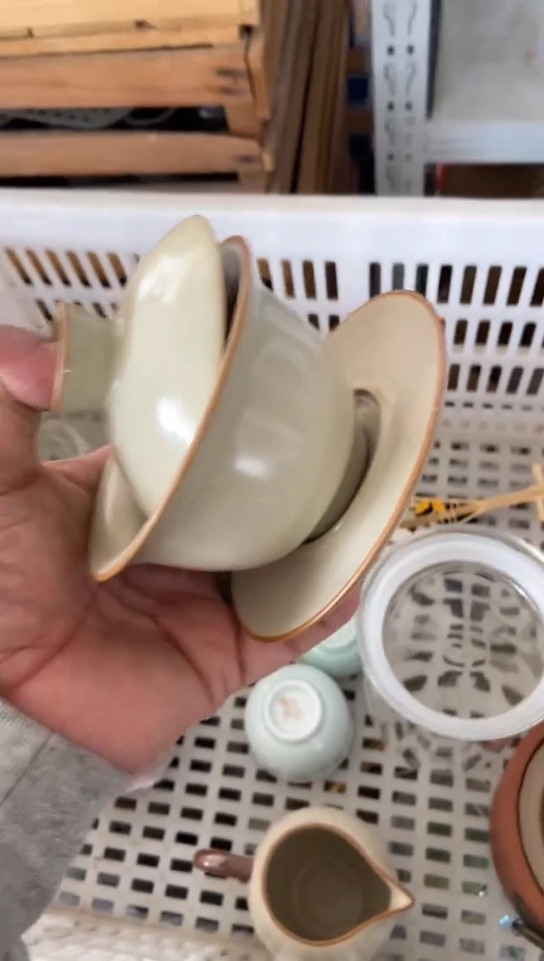 无运费险有瑕疵的摄影的产品有使用过的痕迹有点脏介意勿拍