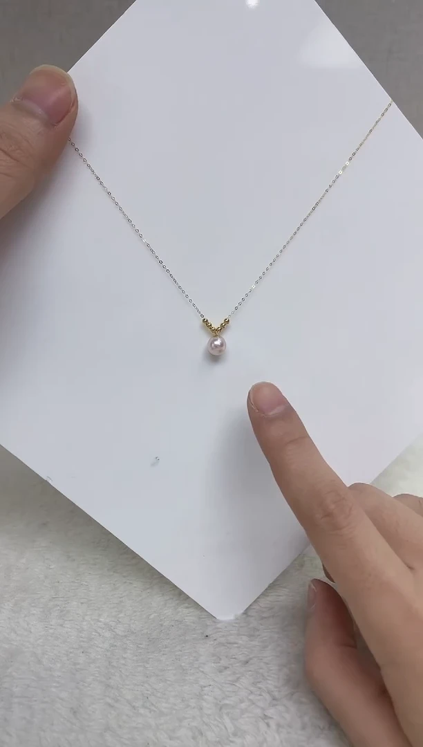 颈饰18K金镶嵌海水珍珠