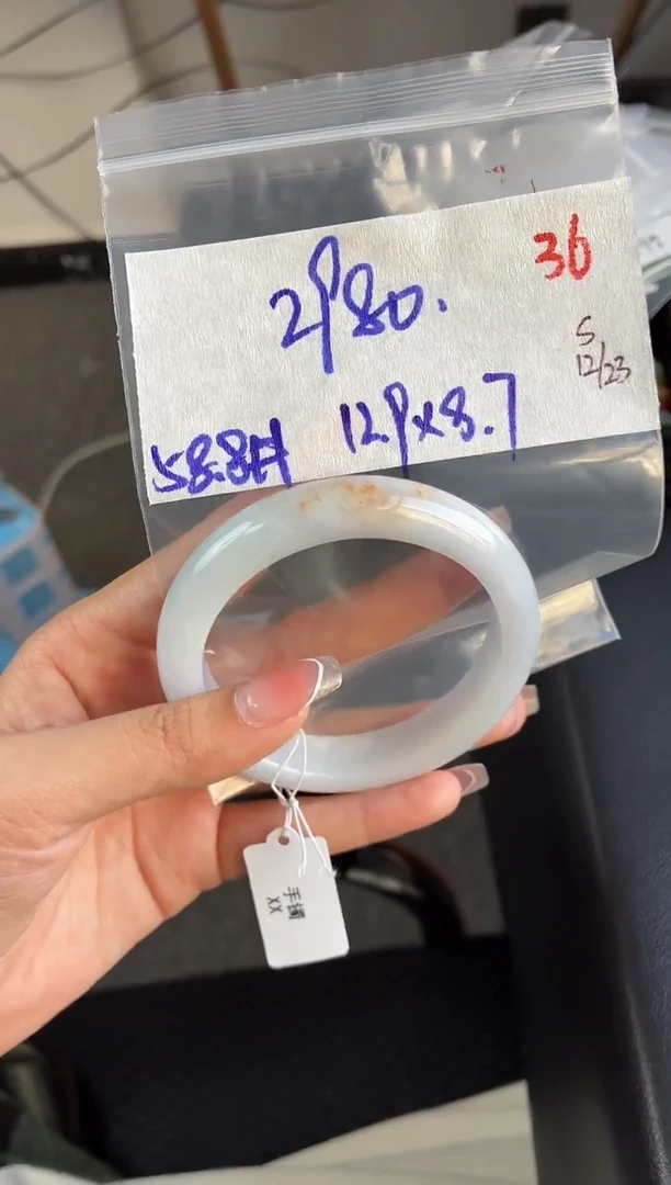 未镶嵌定制翡翠未镶嵌定制翡翠毛货需精细抛光多样性发1件