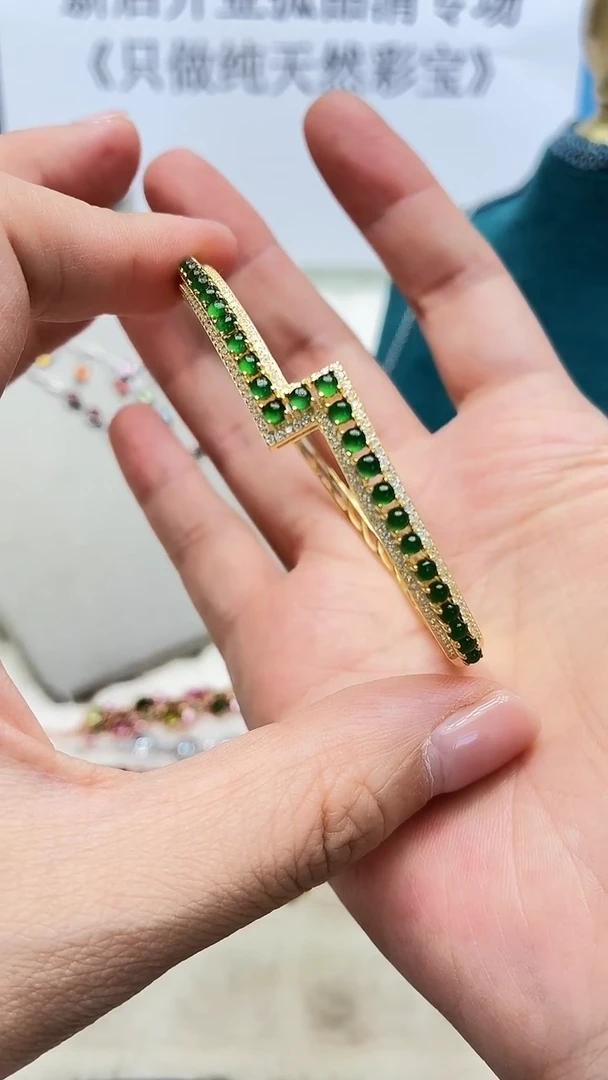 银S925镶嵌手镯翡翠450ZB1122产品一个（多样性）