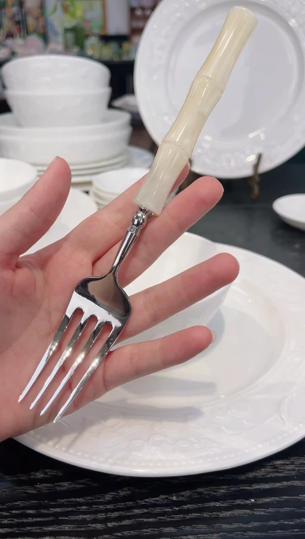 不锈钢          叉子