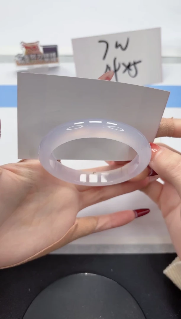 【闪购商品】石英质玉手镯未镶嵌A394-60.4