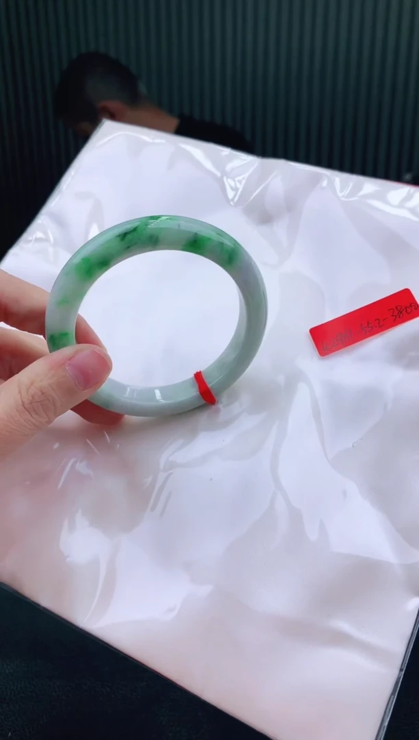 未镶嵌手镯翡翠55