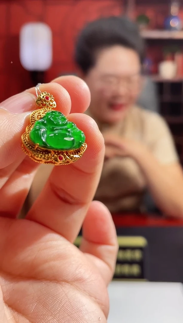 定制翡翠18K金镶嵌天然A货翡翠