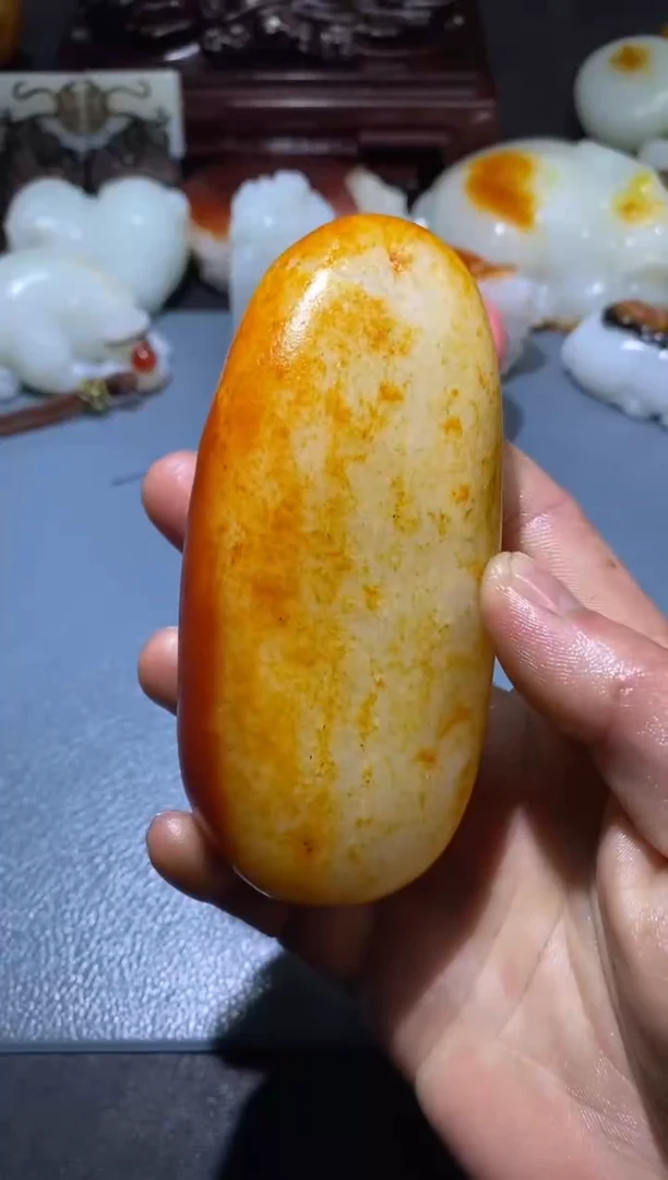 未镶嵌和田玉把件南**-和田玉