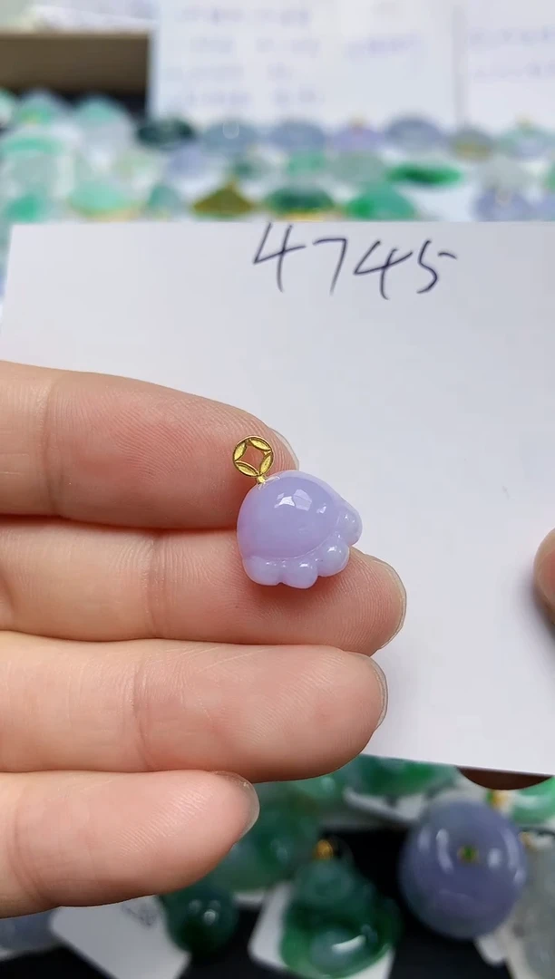 翡翠未镶嵌颈饰天然缅甸翡翠A货