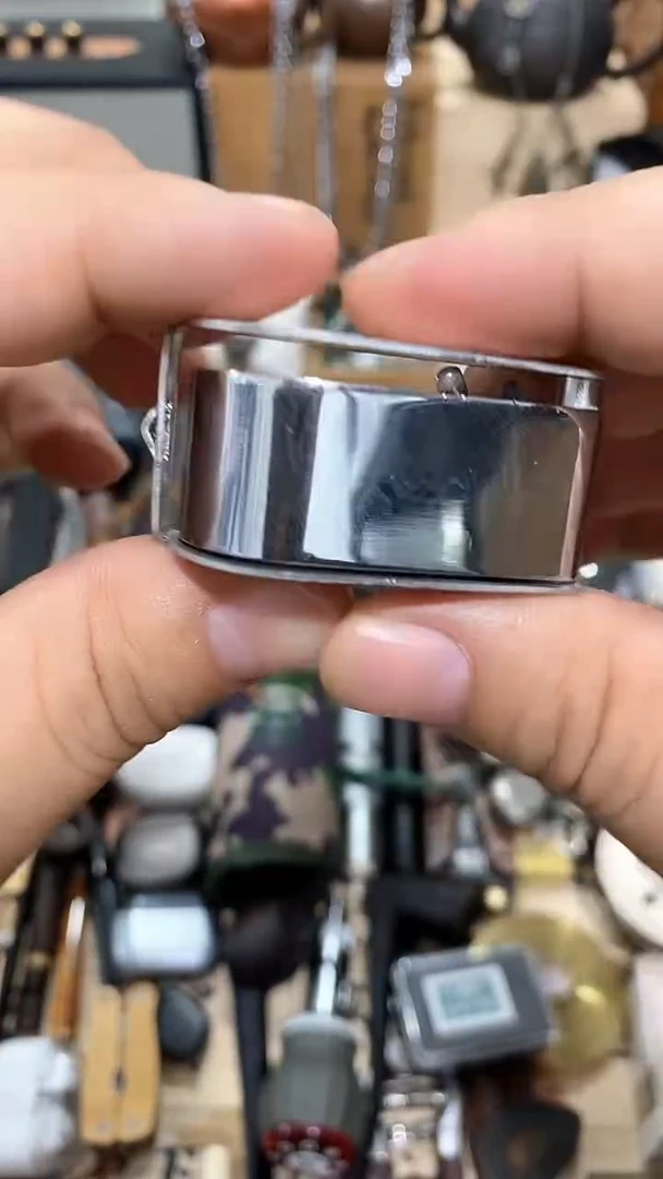 瓷片闪购商品  如图所示