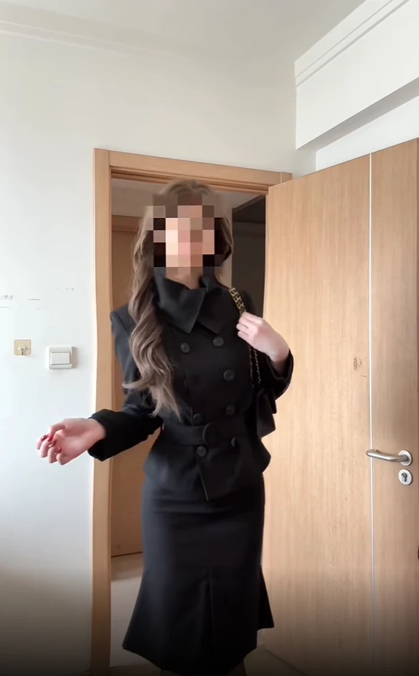 黑色高级感西装裙子2026新款今年流行爆款巨好看的超火冬装一整套