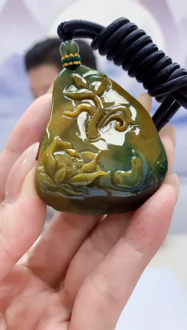 未镶嵌定制翡翠4917MM-毛货挂件101