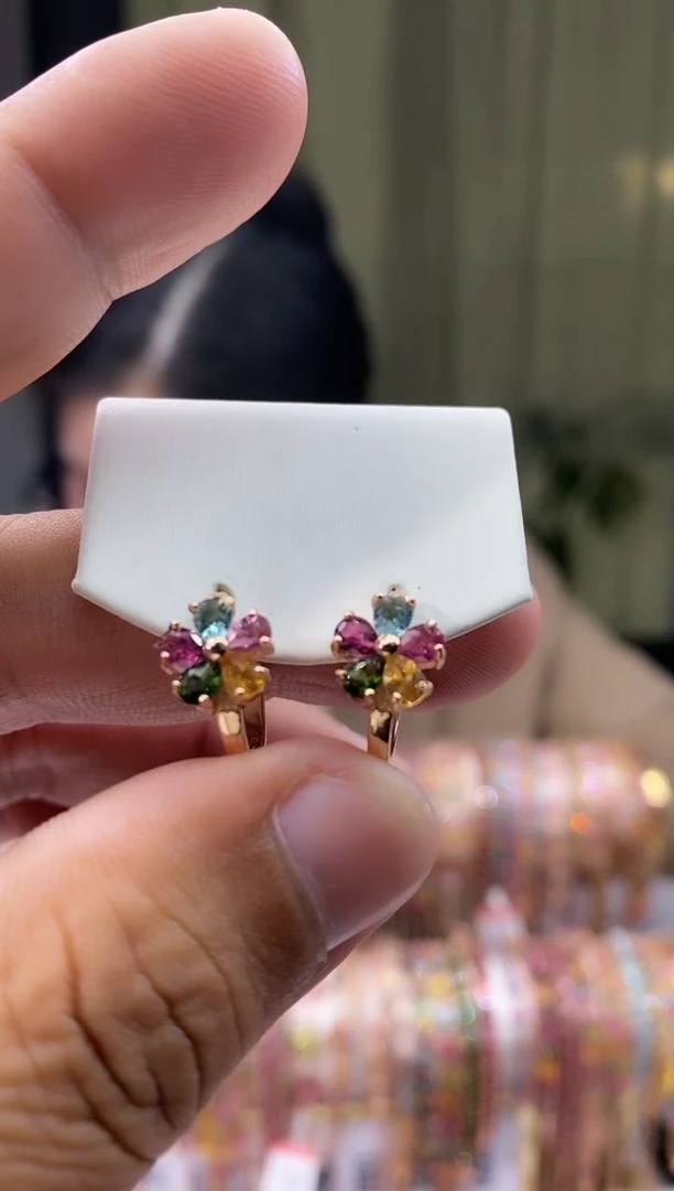 【闪购商品】碧玺耳扣银S925镶嵌34354354354354354