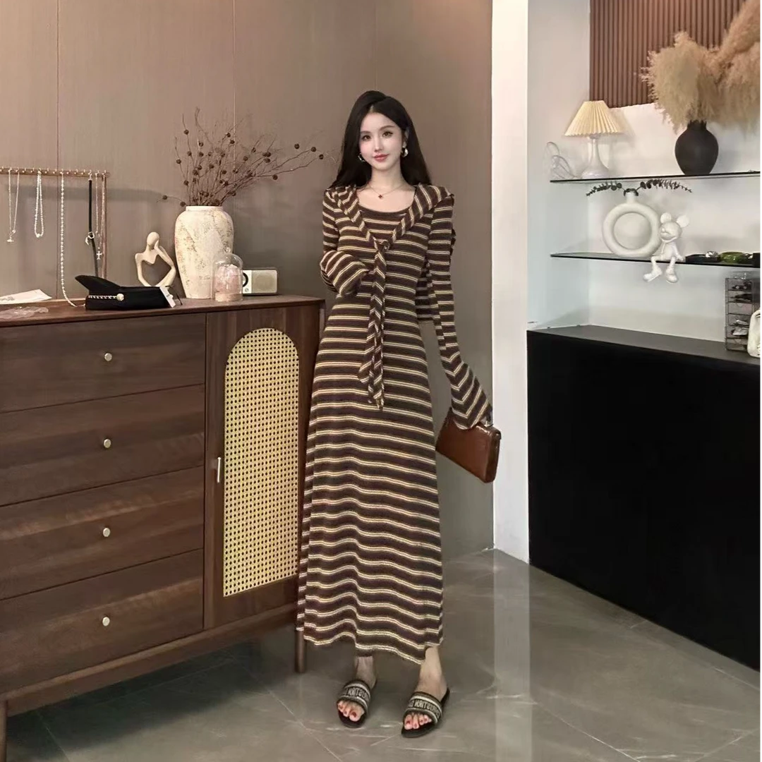 条纹连衣裙极简风秋季长裙显瘦中长款ins风复古