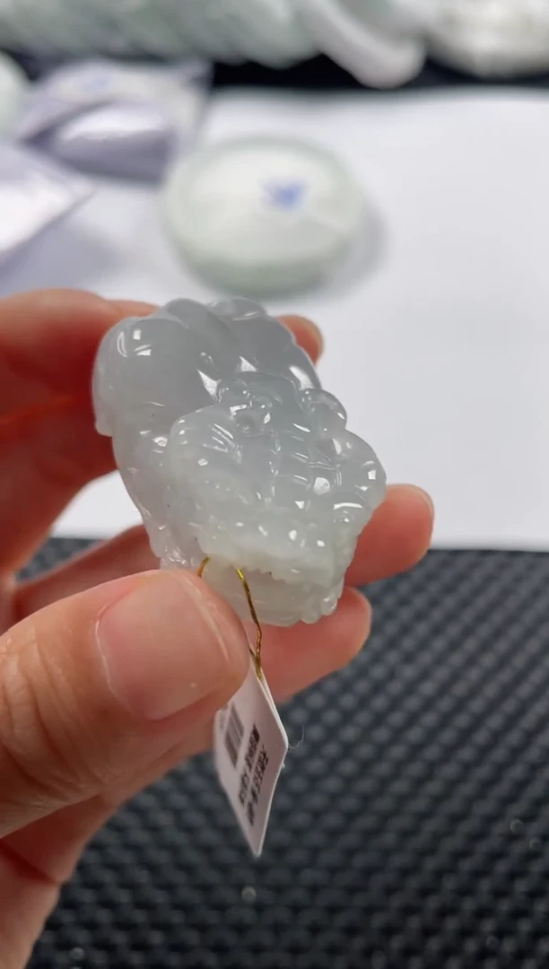 颈饰未镶嵌翡翠基地发货H 6372 貔貅