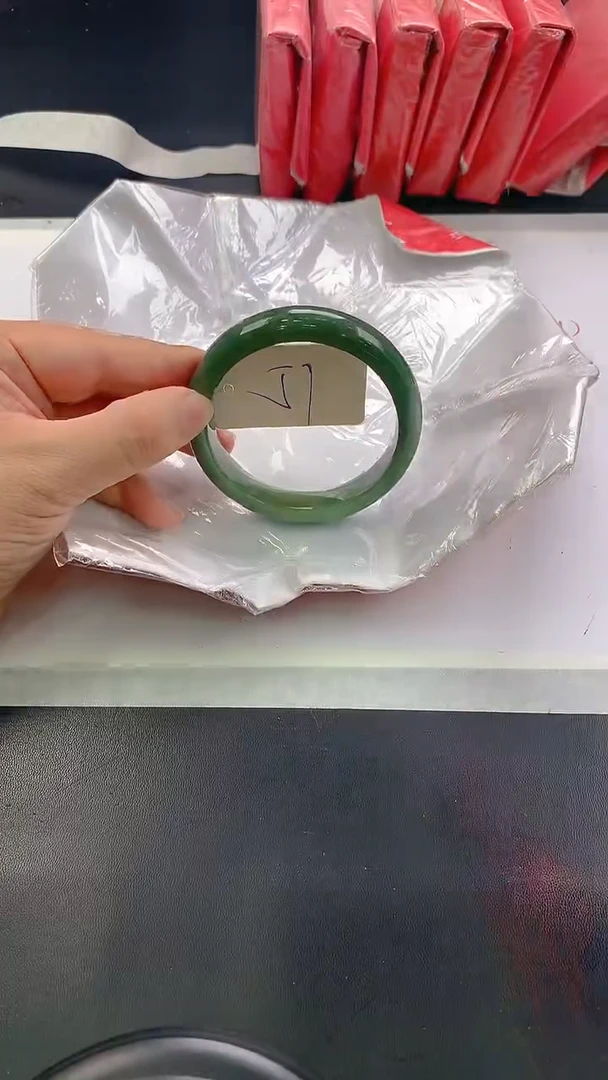 未镶嵌手镯翡翠115