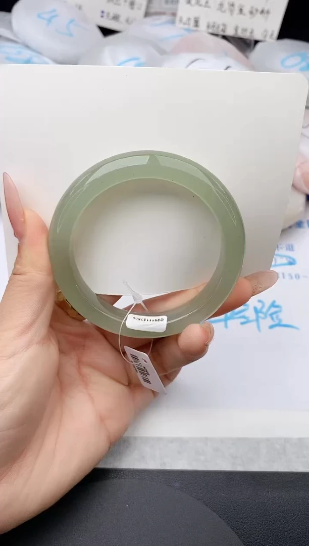 未镶嵌手镯石英质玉w20-DB57+