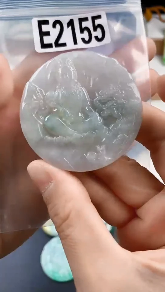 颈饰未镶嵌翡翠天然翡翠吊坠挂件