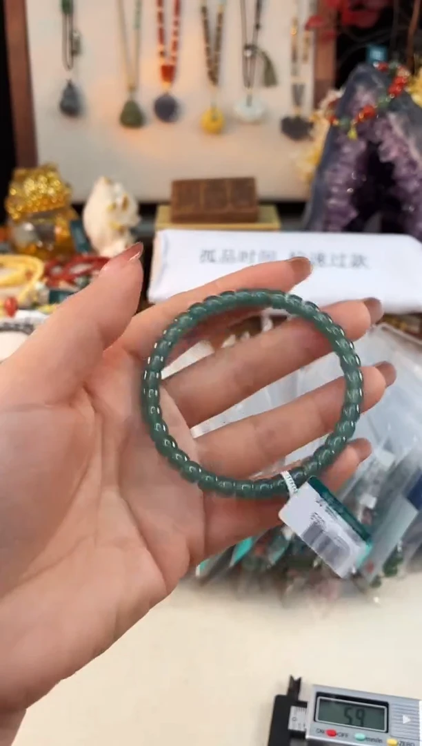 未镶嵌翡翠手饰@@D922H017053