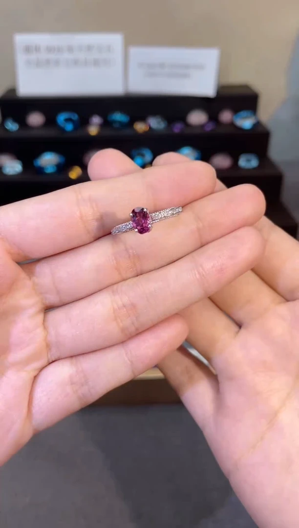 银S925镶嵌戒指石榴石（紫牙乌）天然宝石