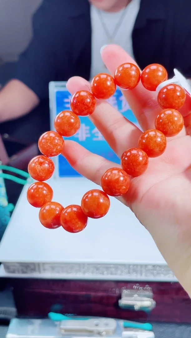 颈饰未镶嵌翡翠翡翠多样性发其一