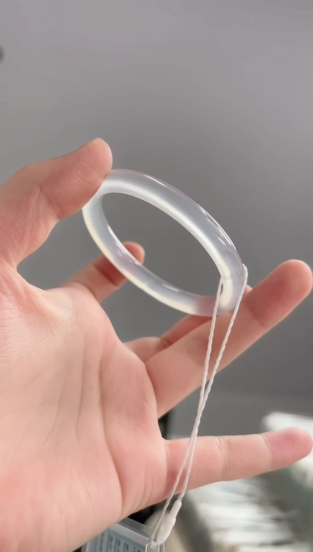 玛瑙/玉髓手镯未镶嵌56圈