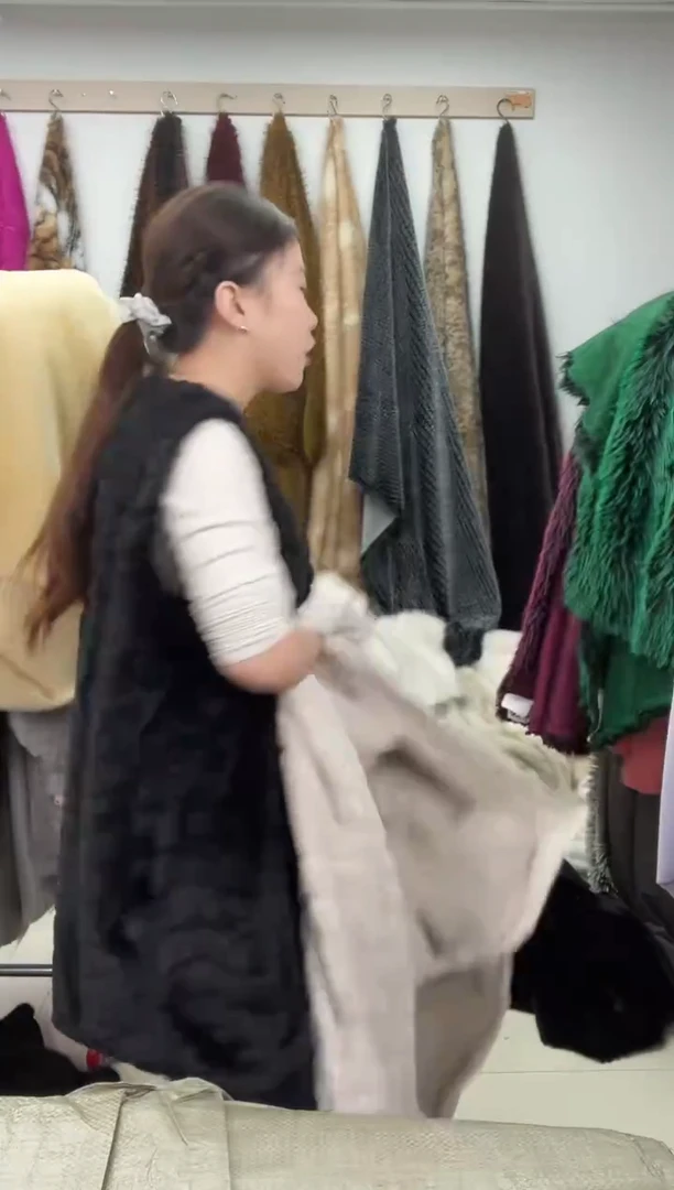 狐狸毛C69，尺寸1.6*2