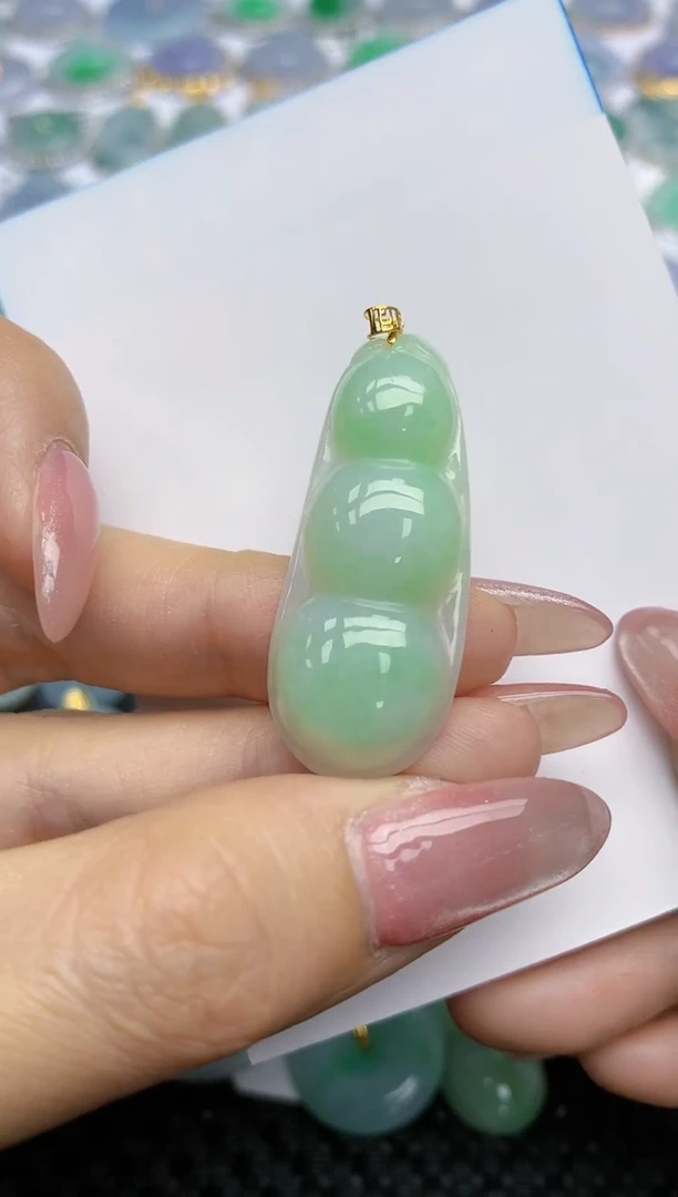 【闪购商品】翡翠颈饰18K金镶嵌天然翡翠A货