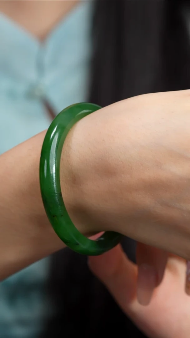 和田玉手镯未镶嵌57