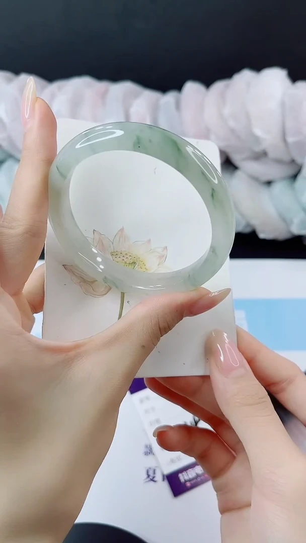 未镶嵌手镯石英质玉多样性发货V134