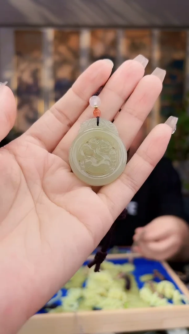 和田玉未镶嵌挂件拍一发一多样性发货