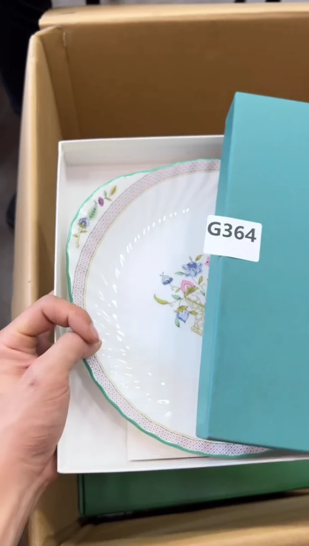 瓷片d****?364中古商品，谨慎参拍