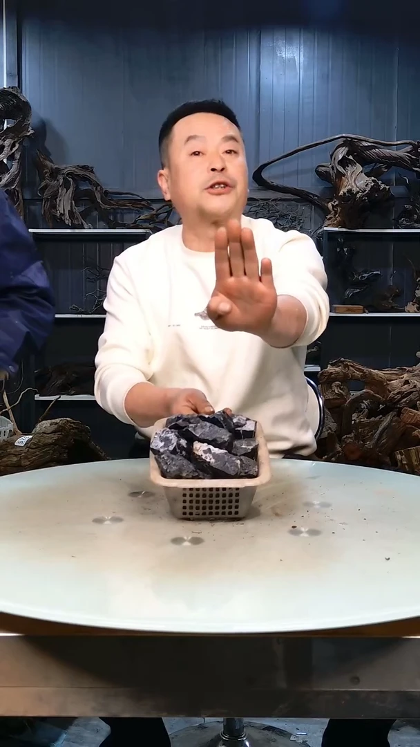 青龙石中碎3.5清香阁清香阁清香阁