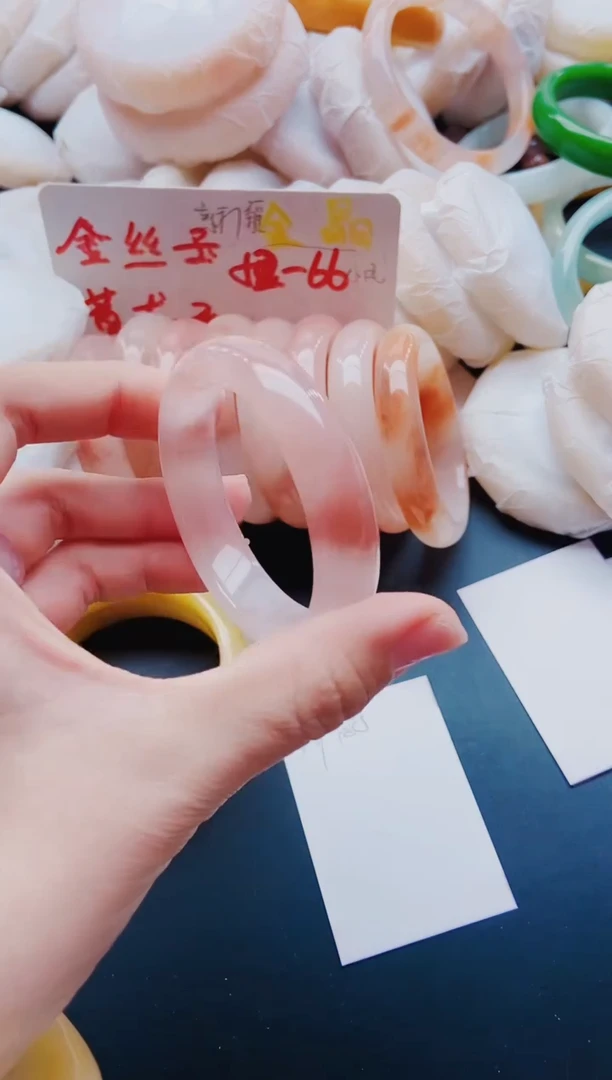 【闪购商品】石英质玉手镯未镶嵌H185-52-53