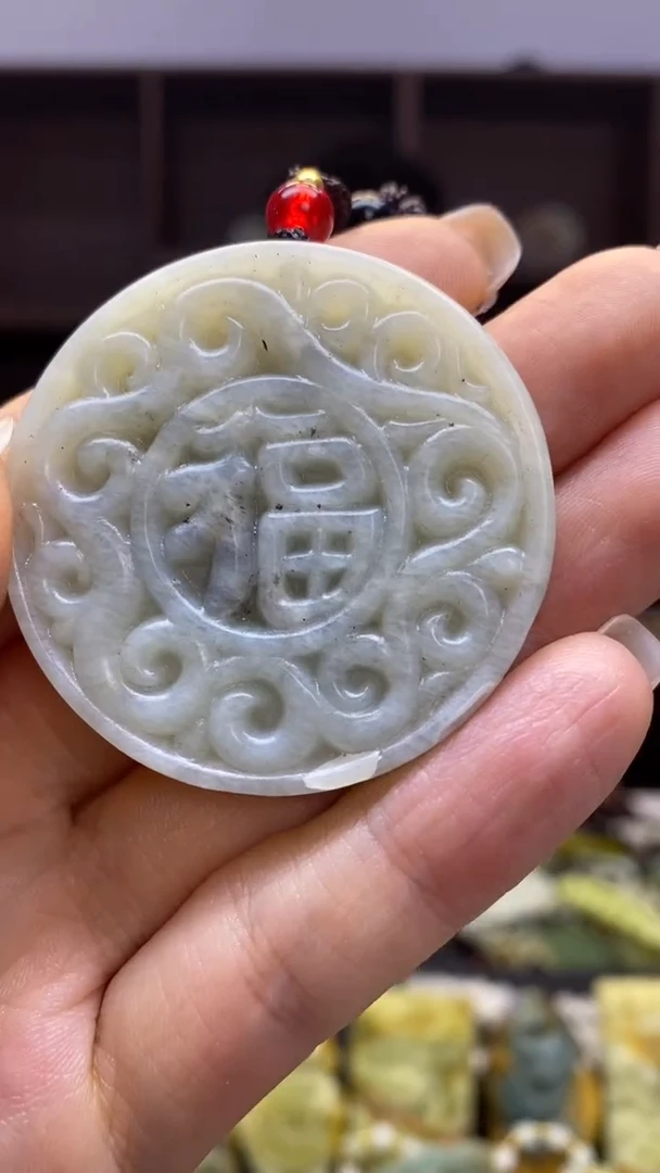 未镶嵌岫玉挂件