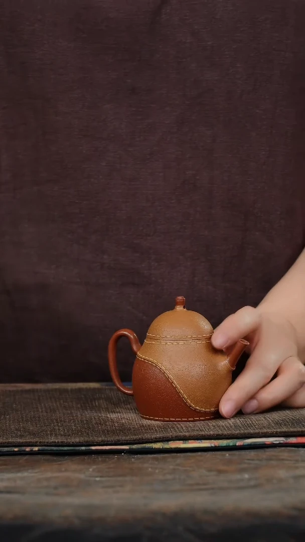红降坡粉黄金段仿皮革紫砂壶梨形壶