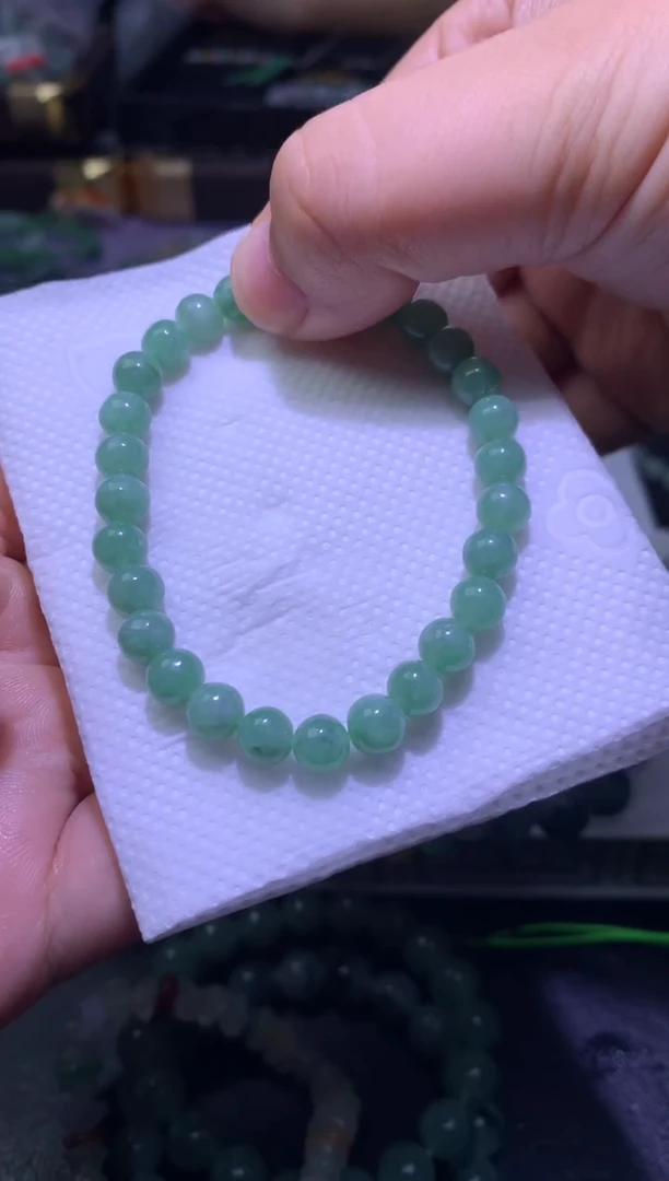 未镶嵌定制翡翠毛货