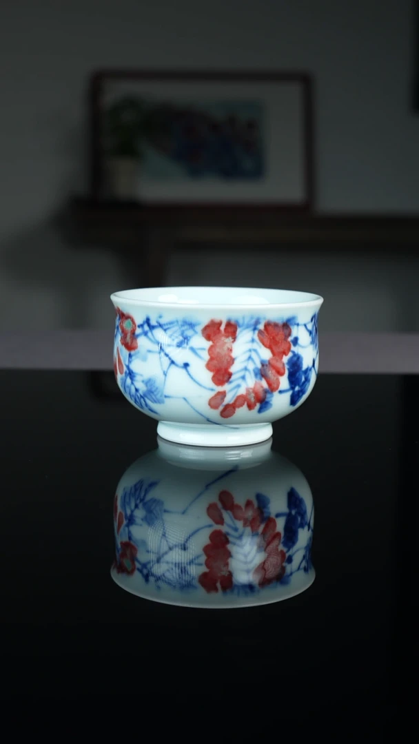 【闪购商品】瓷片《紫气东来》青花釉里红主人杯