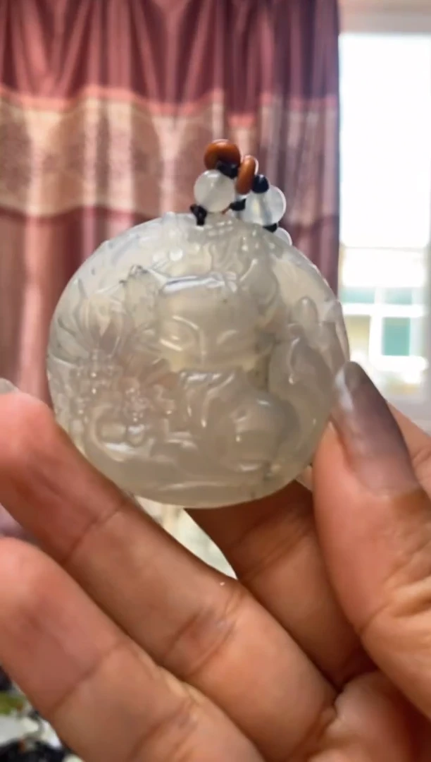 未镶嵌岫玉挂件