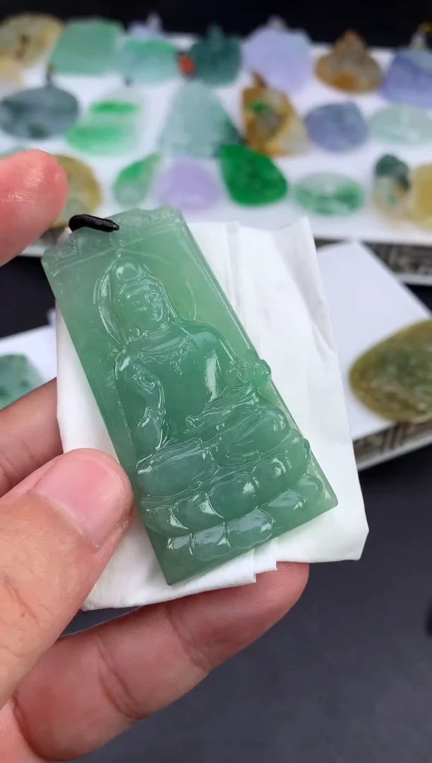 未镶嵌定制翡翠达翡翠