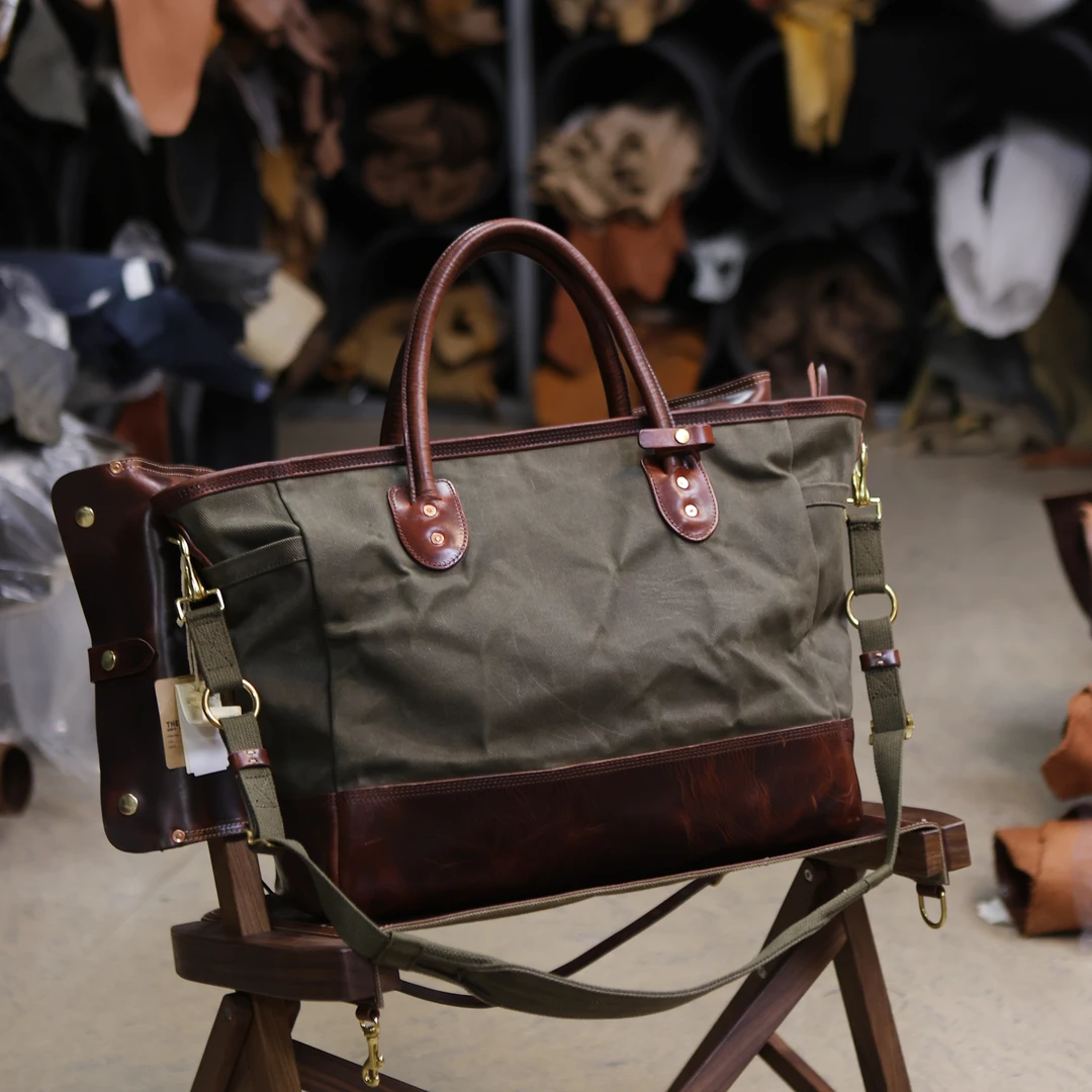 方向皮具/新款手工皮具经典复古油蜡帆布托特包斜挎包8759方形