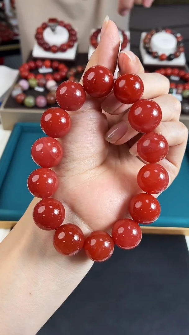 未镶嵌冰红手串17+南红玛瑙（多样式发其一）