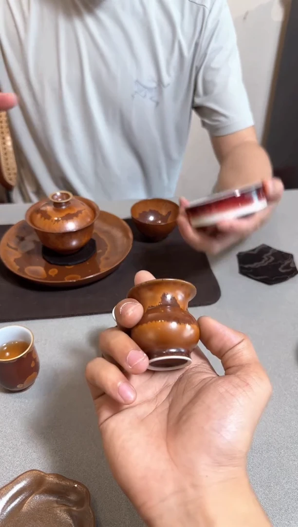 荣器 木首盖置......