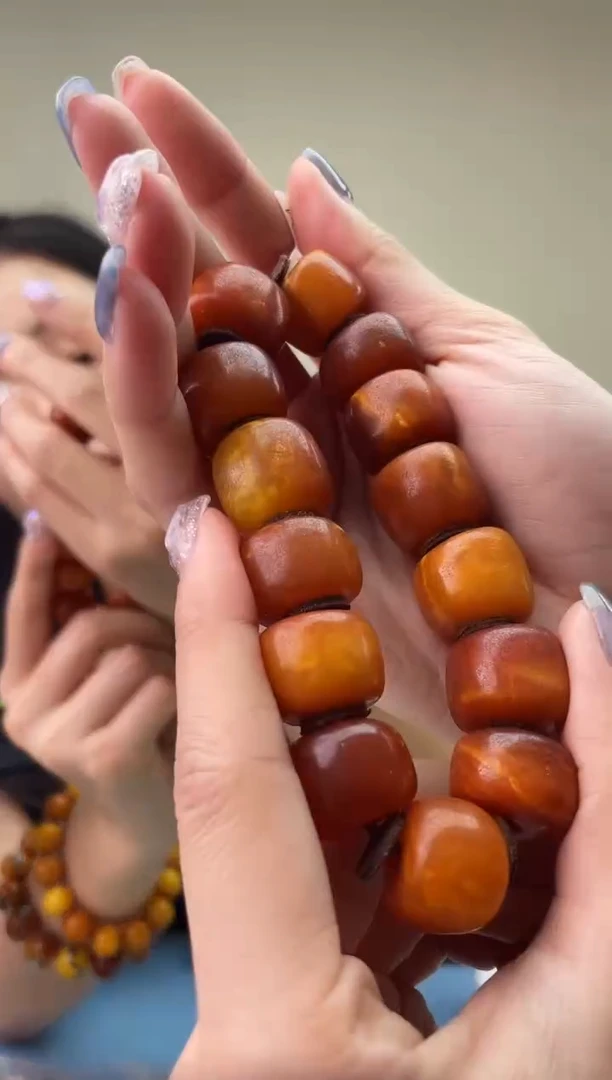 蜜蜡未镶嵌珠宝奇石T0 18微瑕假一罚十多样性发其一