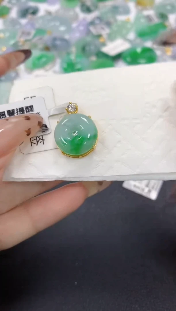 颈饰银S925镶嵌翡翠a货假一赔三支持复检百元上9元证书费自理