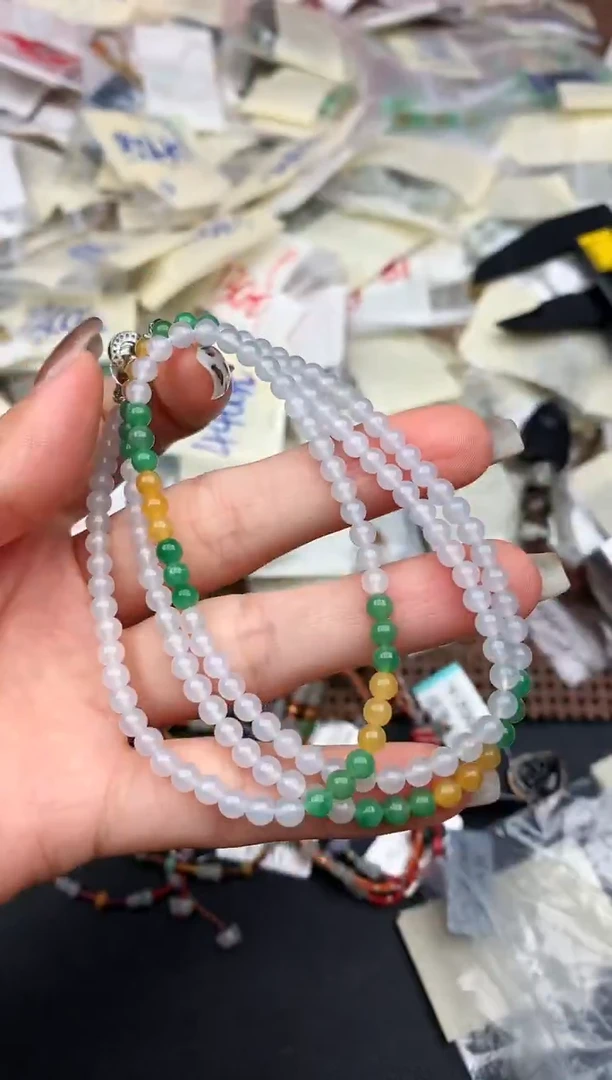 未镶嵌挂件翡翠—