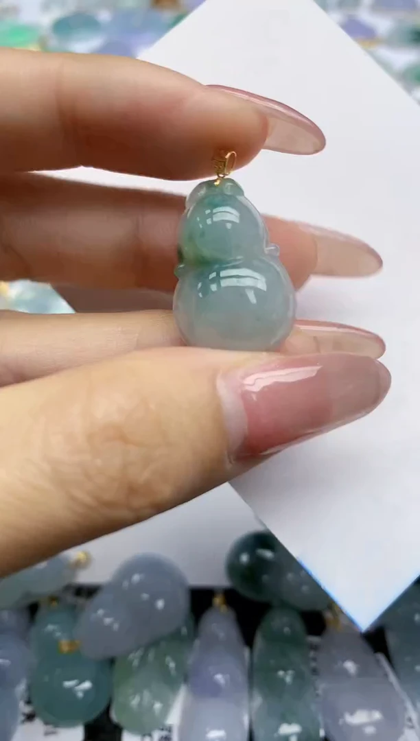 【闪购商品】翡翠挂件18K金镶嵌天然翡翠A货