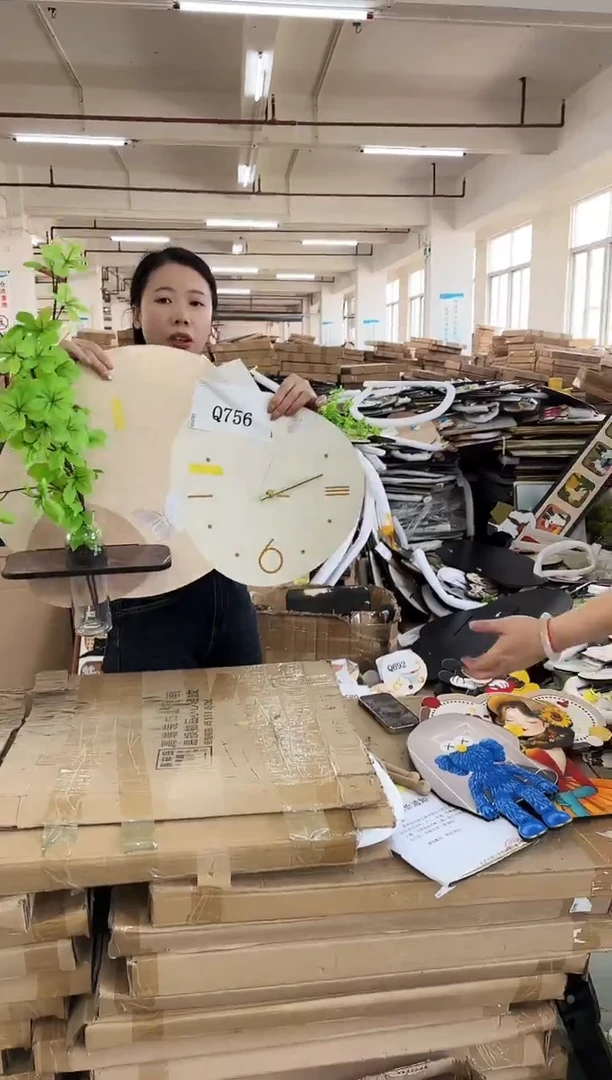 横款孤品果果微瑕闪购Q756